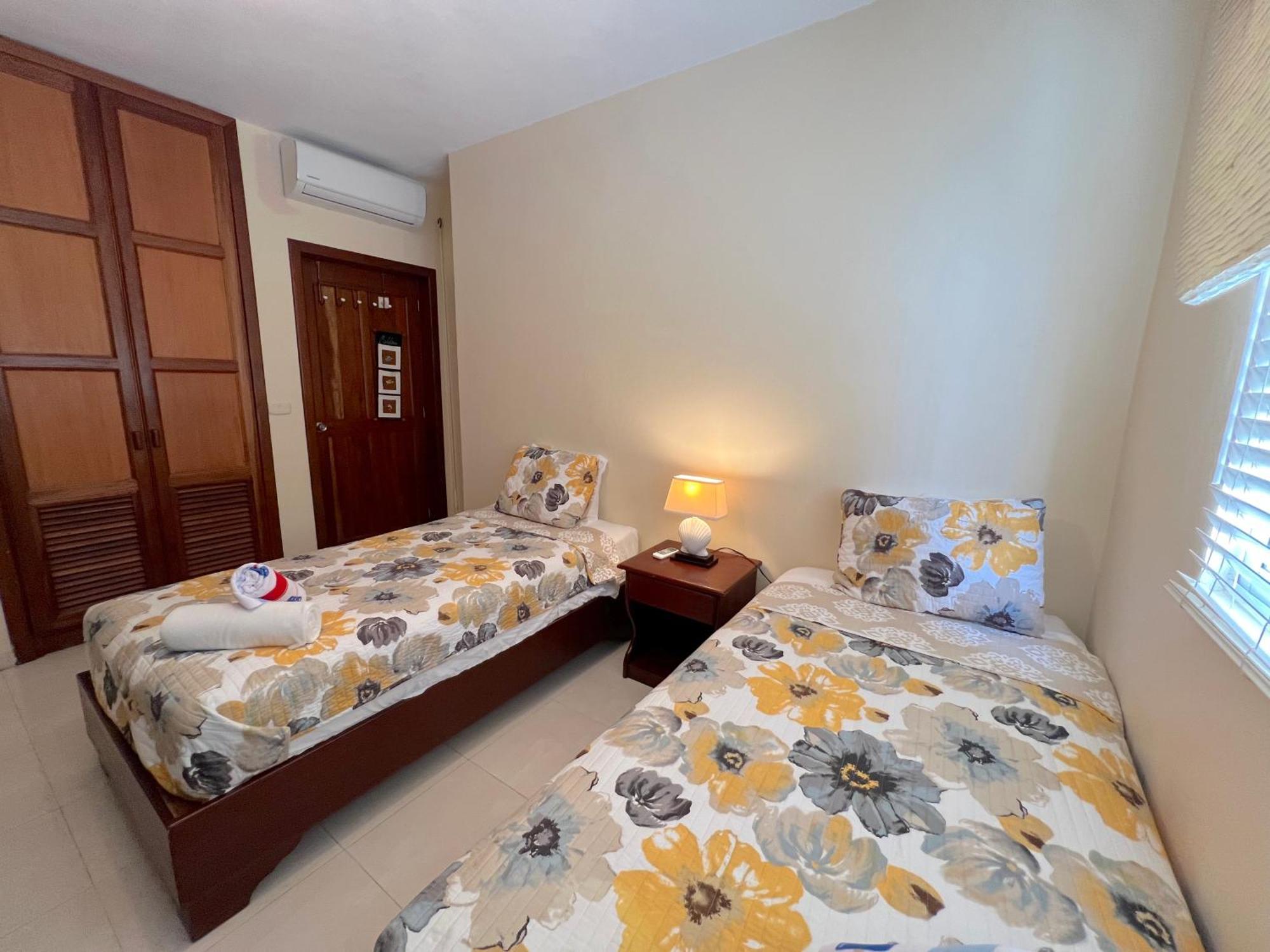 Deluxe Villas Los Corales Beach & Spa - Best Price For Vacation Rental Punta Cana Exterior photo