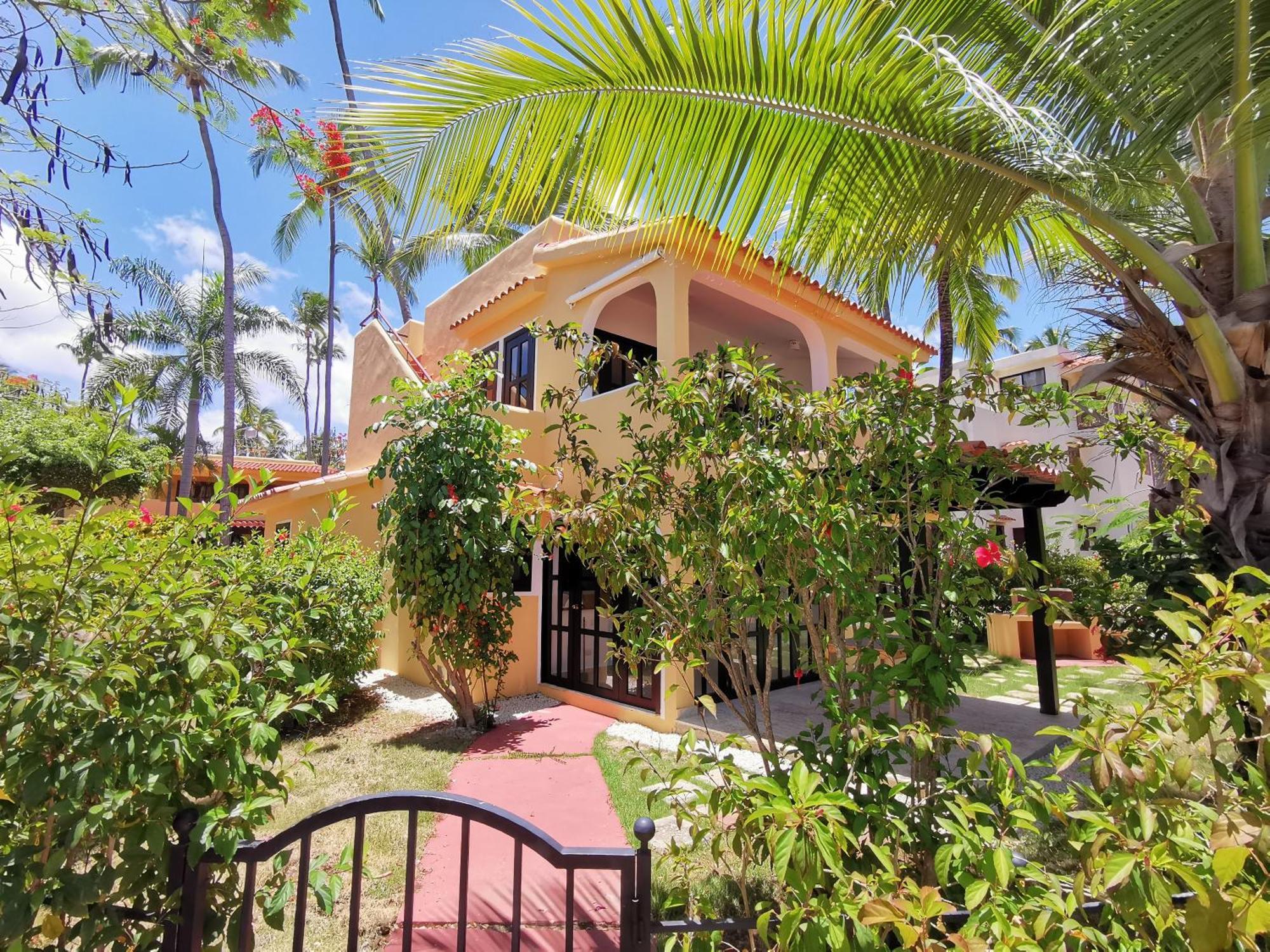 Deluxe Villas Los Corales Beach & Spa - Best Price For Vacation Rental Punta Cana Exterior photo
