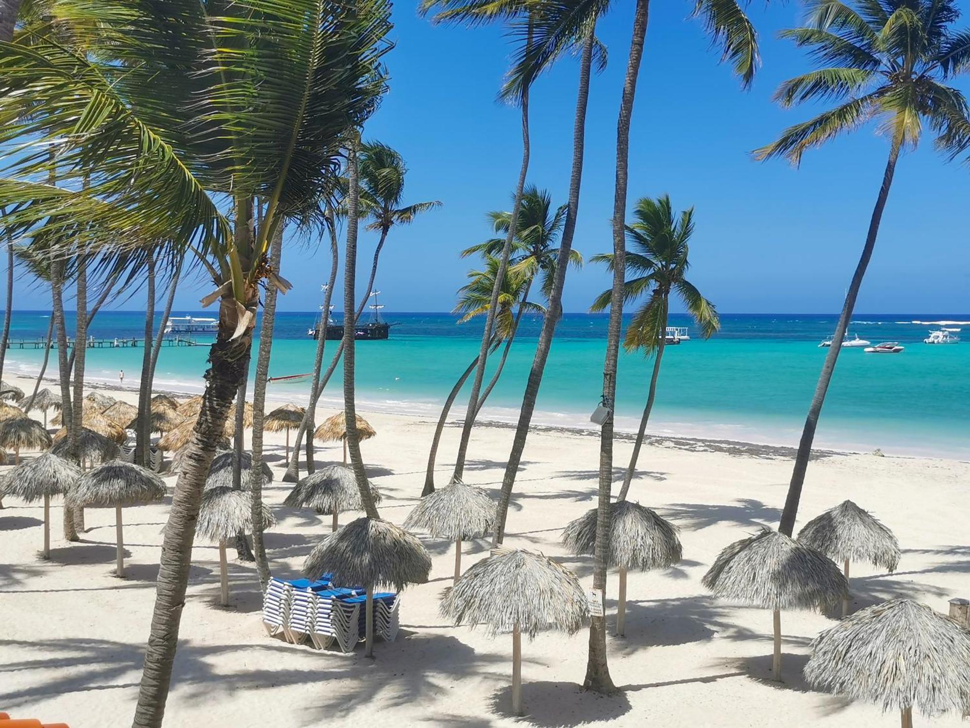Deluxe Villas Los Corales Beach & Spa - Best Price For Vacation Rental Punta Cana Exterior photo