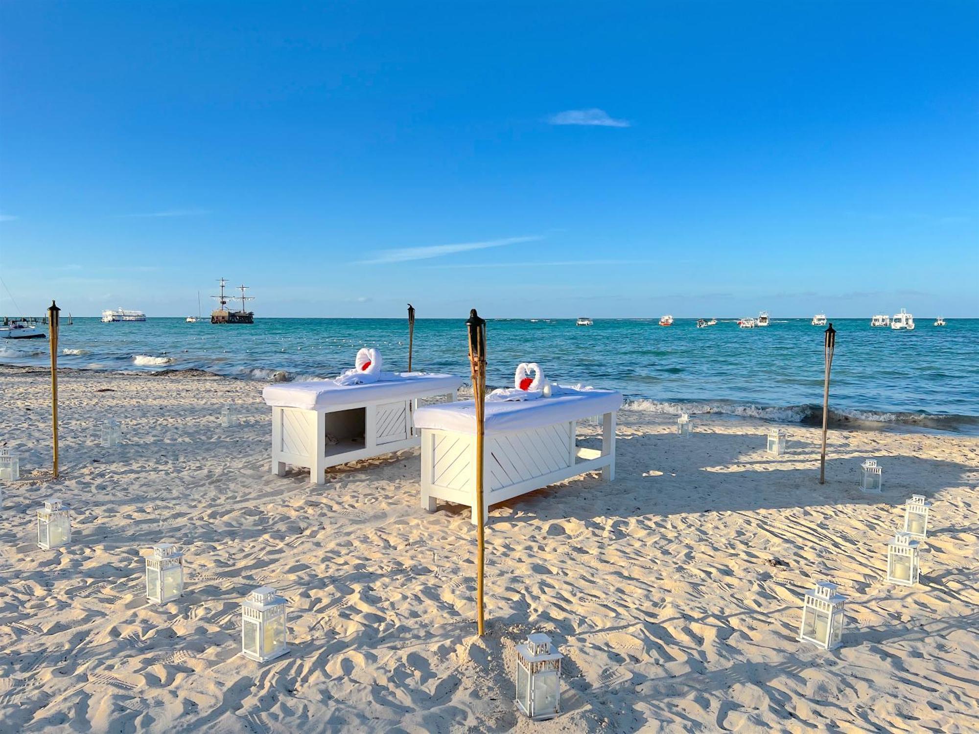 Deluxe Villas Los Corales Beach & Spa - Best Price For Vacation Rental Punta Cana Exterior photo