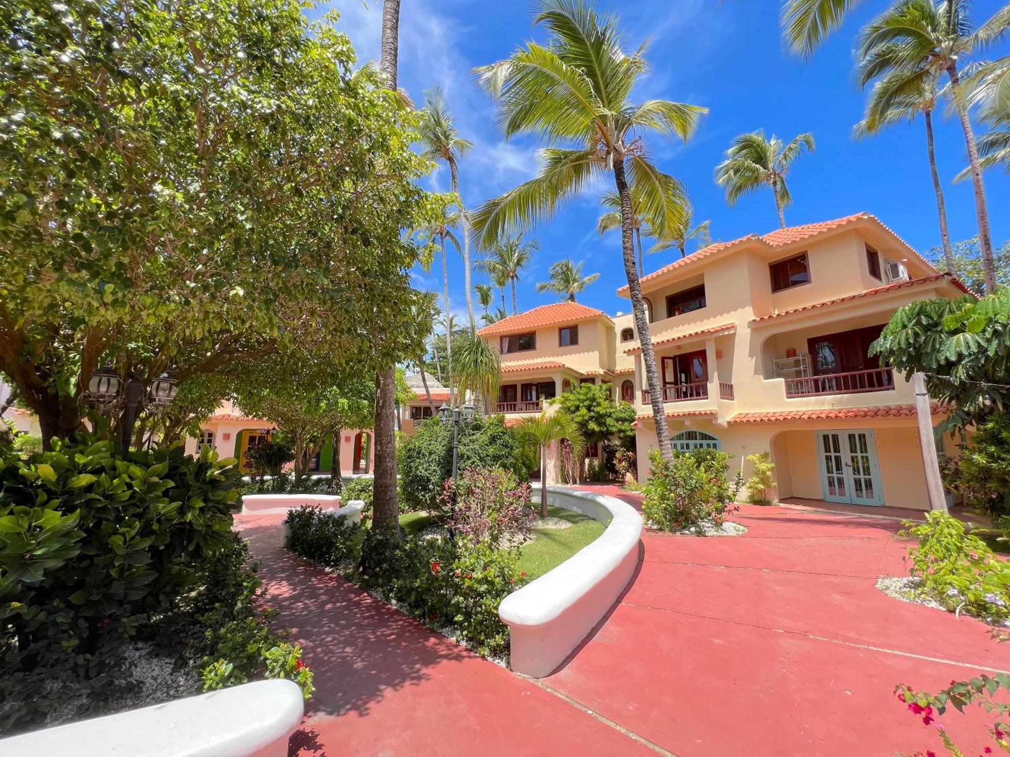 Deluxe Villas Los Corales Beach & Spa - Best Price For Vacation Rental Punta Cana Exterior photo