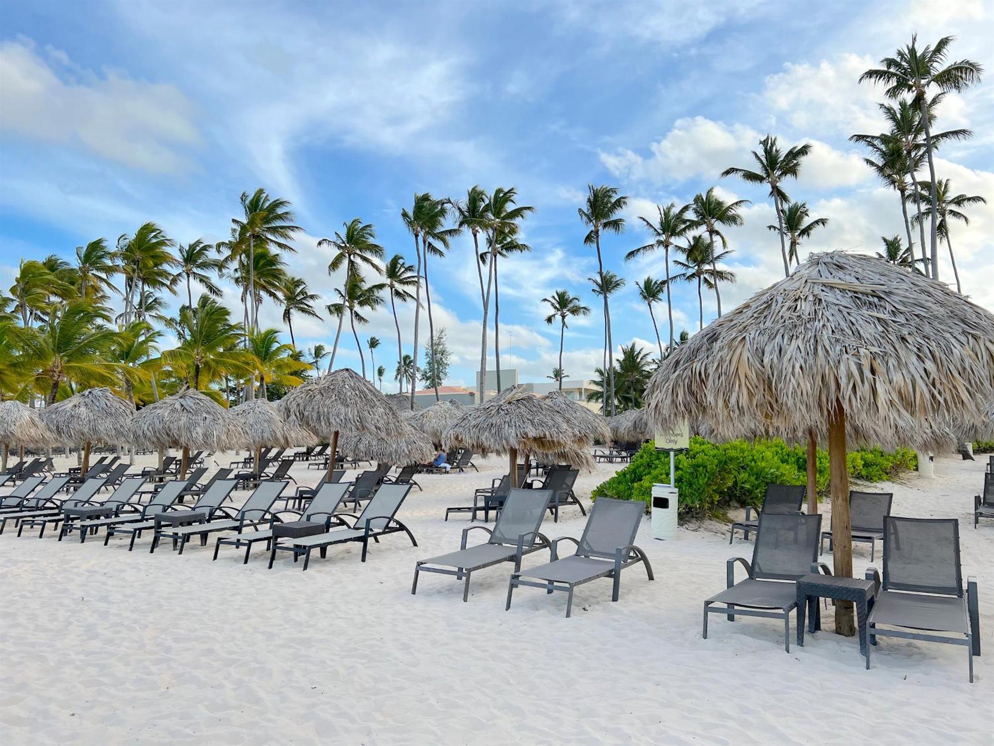 Deluxe Villas Los Corales Beach & Spa - Best Price For Vacation Rental Punta Cana Exterior photo