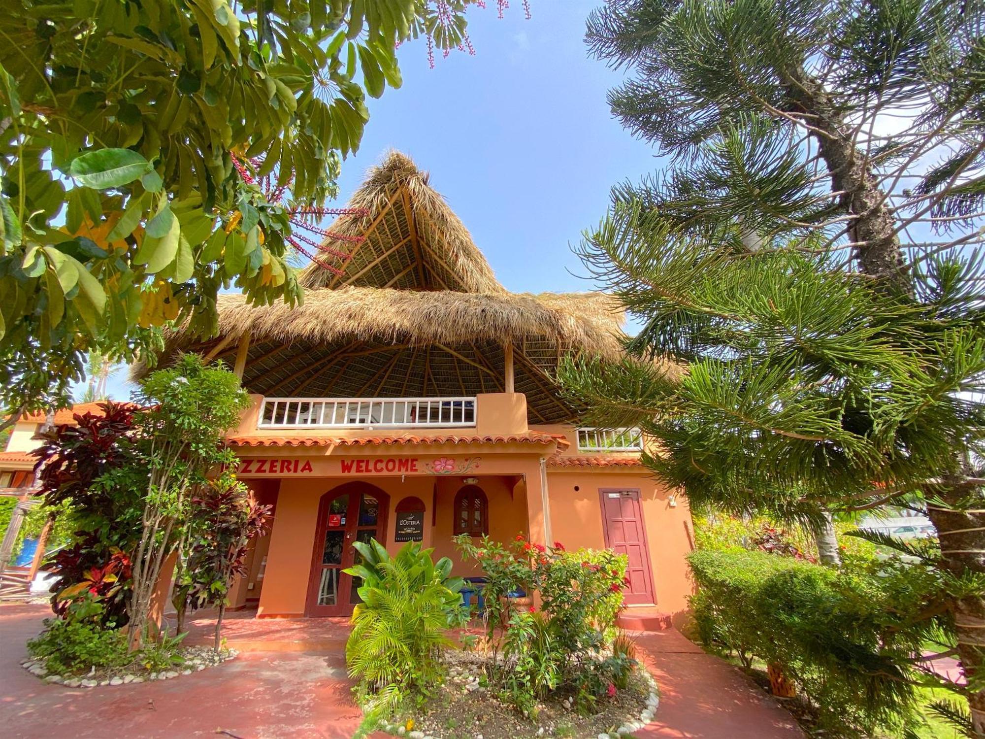 Deluxe Villas Los Corales Beach & Spa - Best Price For Vacation Rental Punta Cana Exterior photo