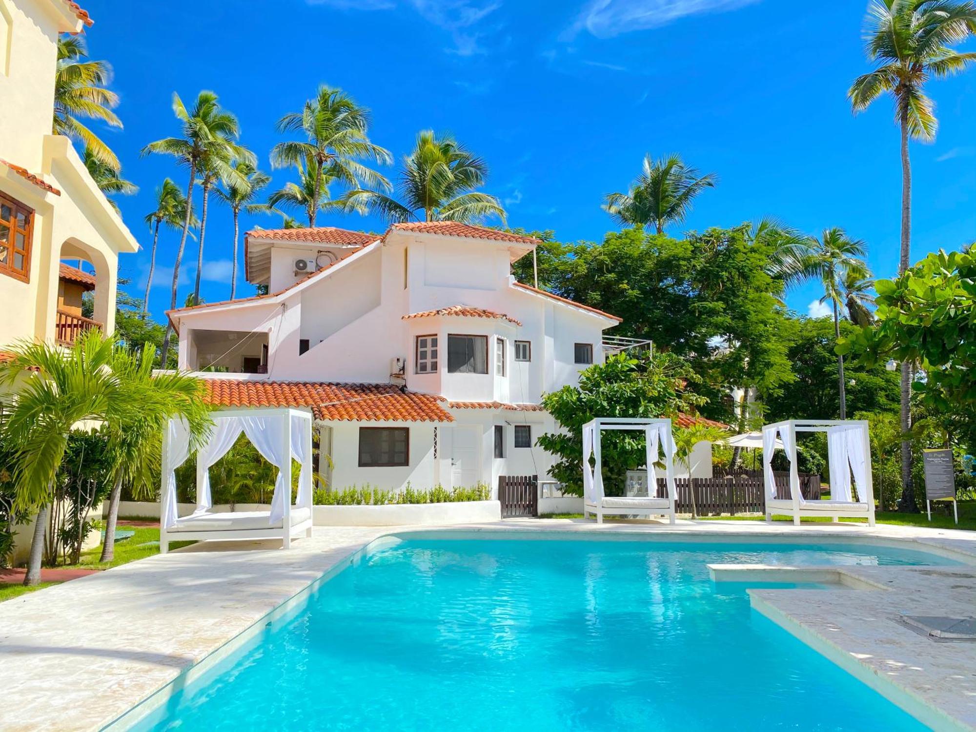 Deluxe Villas Los Corales Beach & Spa - Best Price For Vacation Rental Punta Cana Exterior photo