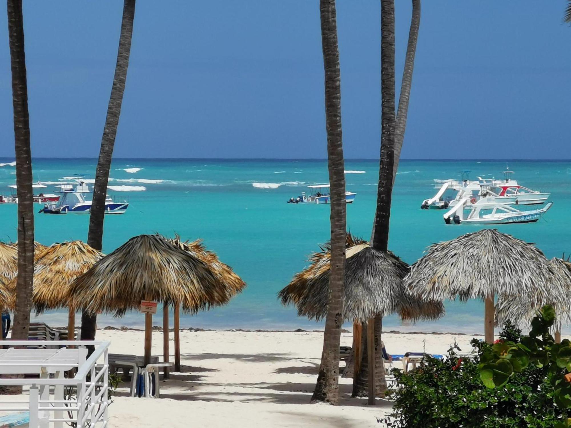 Deluxe Villas Los Corales Beach & Spa - Best Price For Vacation Rental Punta Cana Exterior photo